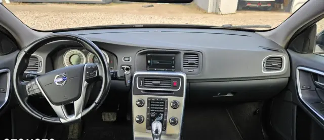 VOLVO S60 D3 Geartronic Momentum