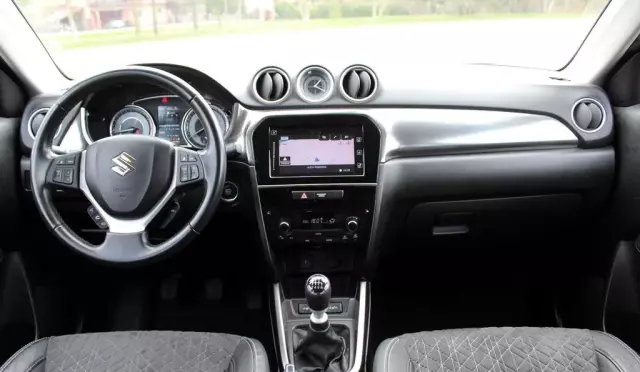 SUZUKI Vitara 