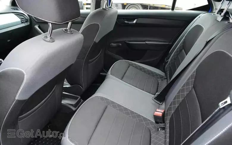 SKODA Fabia 1.0 TSI Ambition