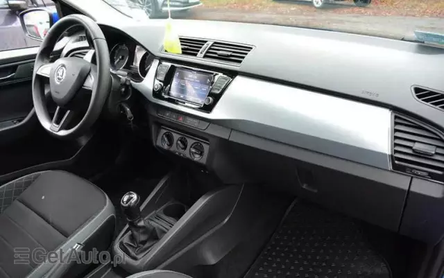 SKODA Fabia 1.0 TSI Ambition