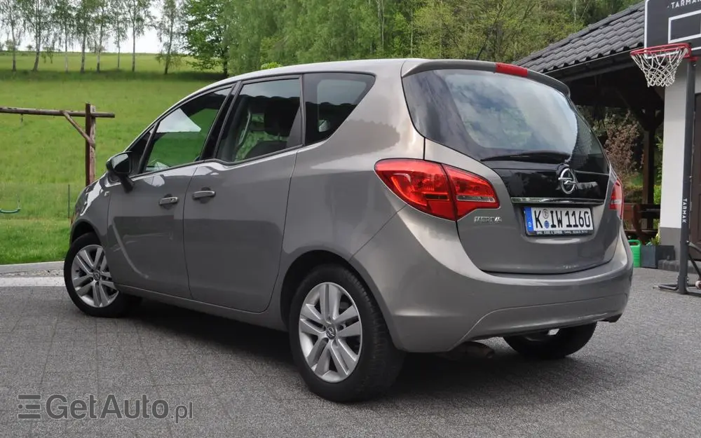 OPEL Meriva 1.4 Design Edition