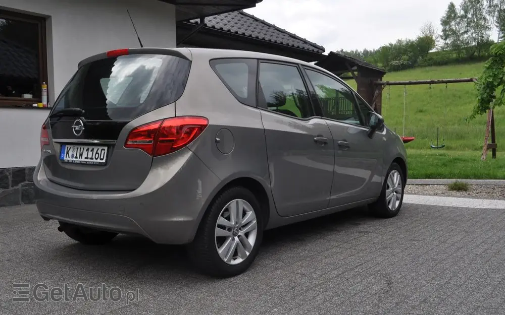 OPEL Meriva 1.4 Design Edition