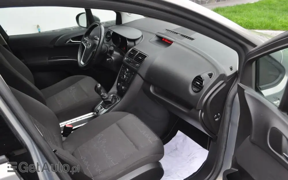 OPEL Meriva 1.4 Design Edition