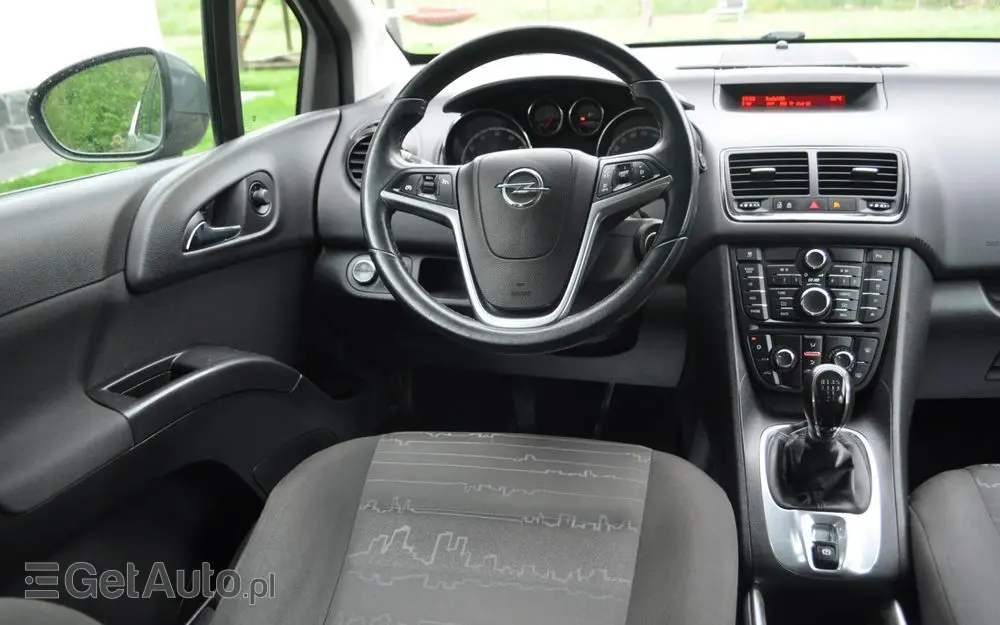 OPEL Meriva 1.4 Design Edition