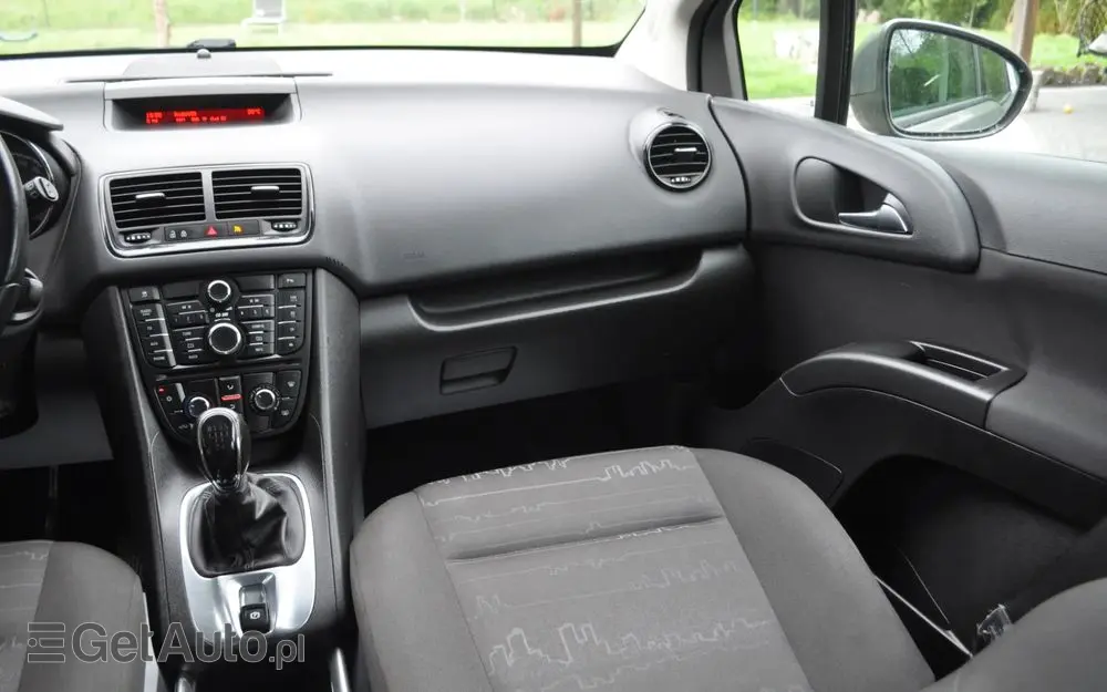 OPEL Meriva 1.4 Design Edition