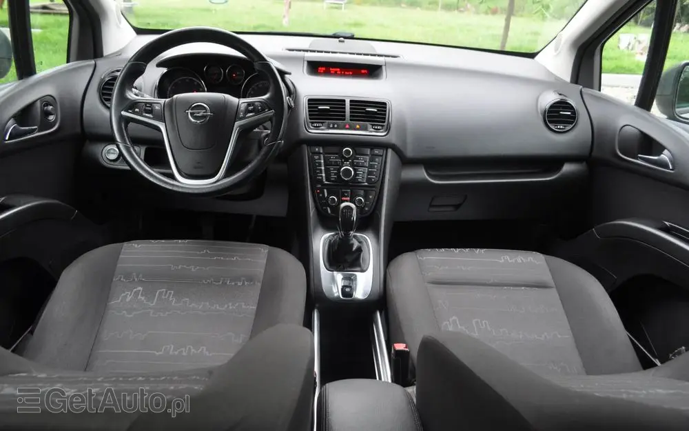 OPEL Meriva 1.4 Design Edition