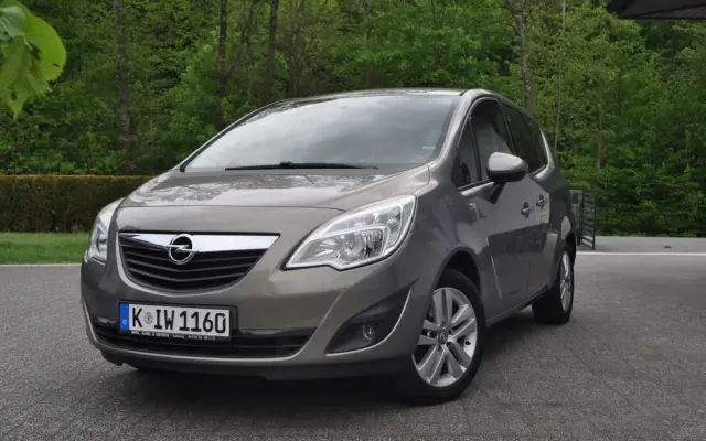 OPEL Meriva 1.4 Design Edition