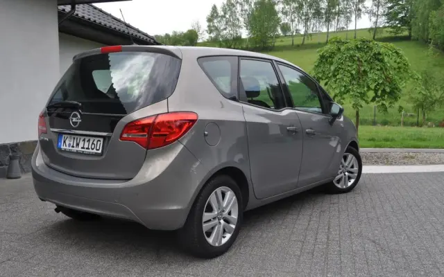 OPEL Meriva 1.4 Design Edition