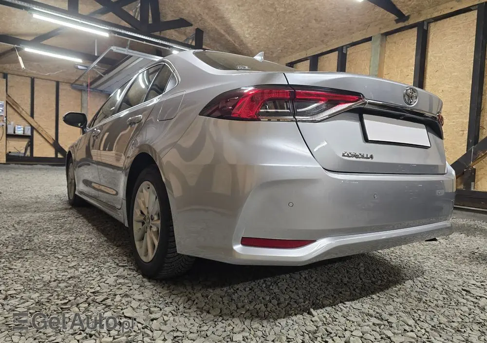 TOYOTA Corolla 1.5 Active