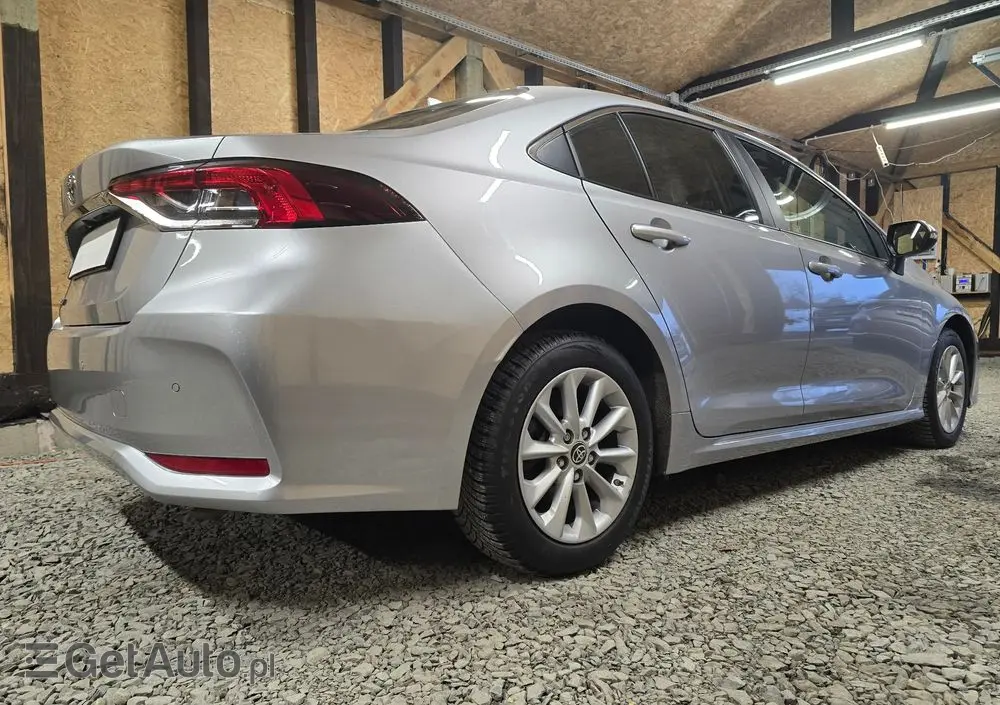 TOYOTA Corolla 1.5 Active