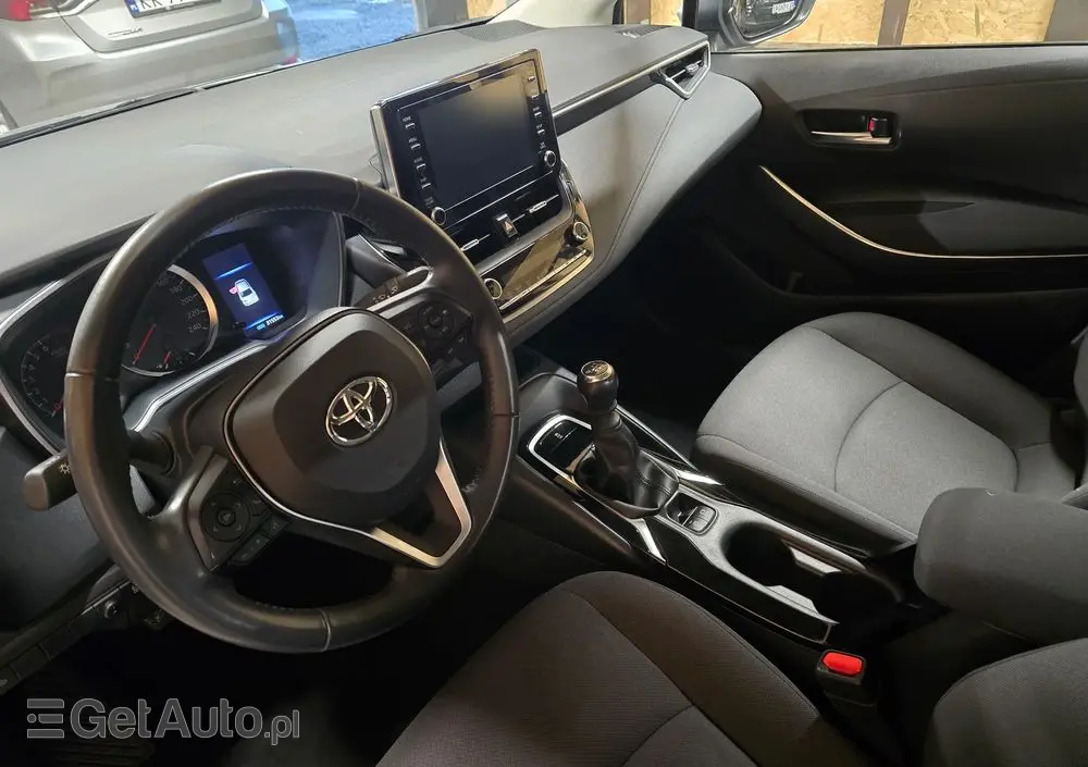 TOYOTA Corolla 1.5 Active