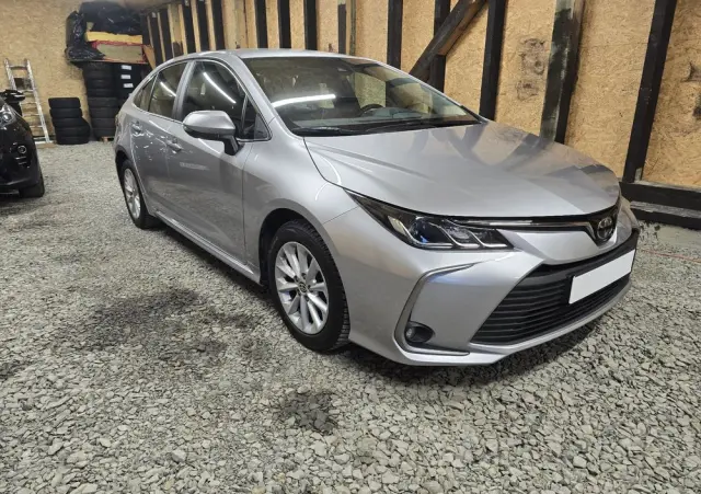 TOYOTA Corolla 1.5 Active