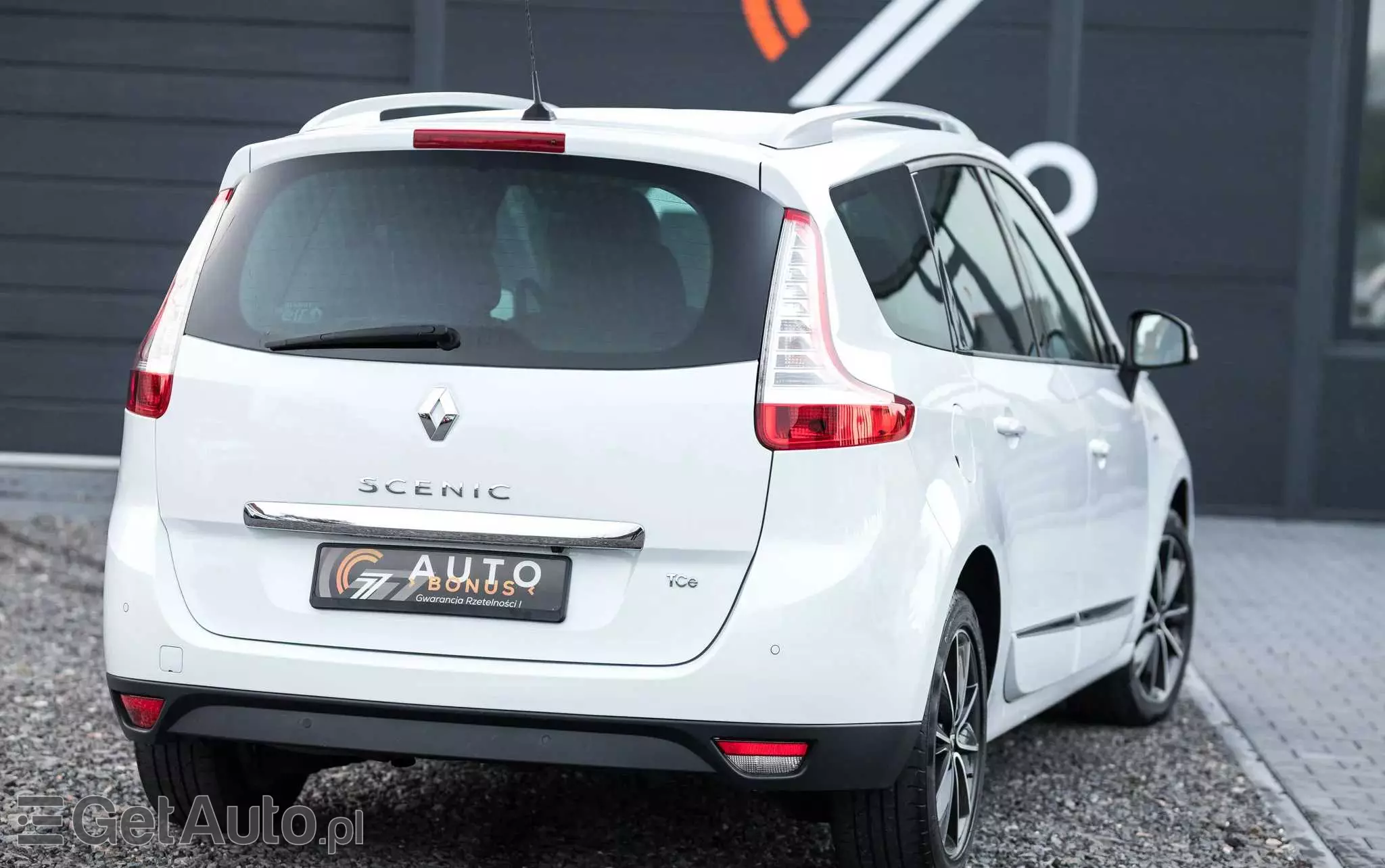 RENAULT Grand Scenic ENERGY TCe 115 Bose Edition