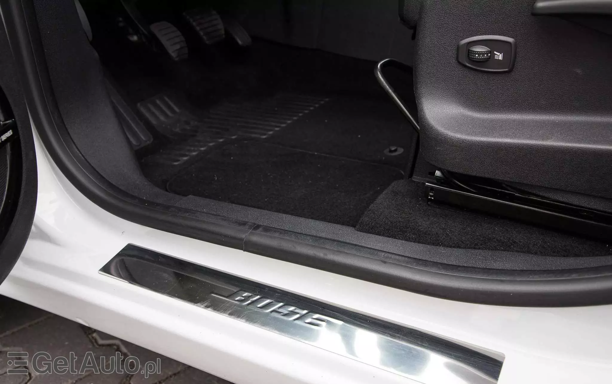 RENAULT Grand Scenic ENERGY TCe 115 Bose Edition