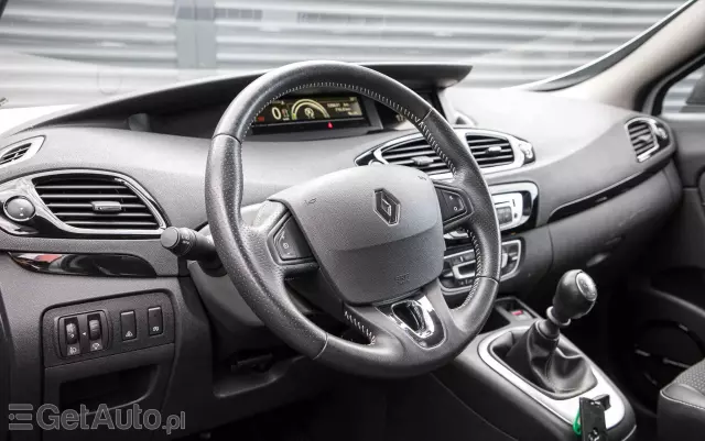 RENAULT Grand Scenic ENERGY TCe 115 Bose Edition