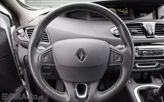 RENAULT Grand Scenic ENERGY TCe 115 Bose Edition