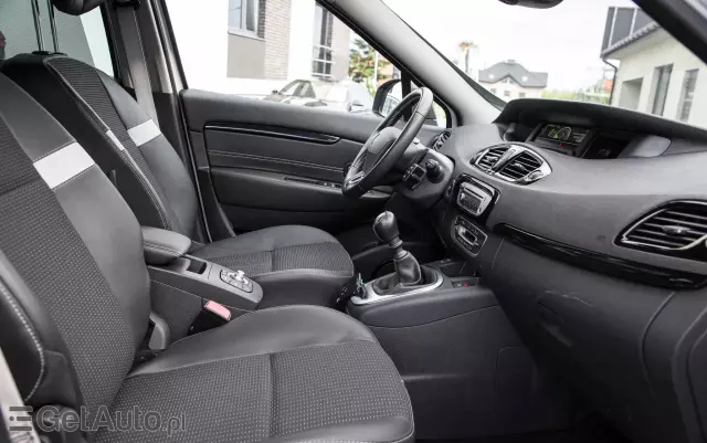 RENAULT Grand Scenic ENERGY TCe 115 Bose Edition