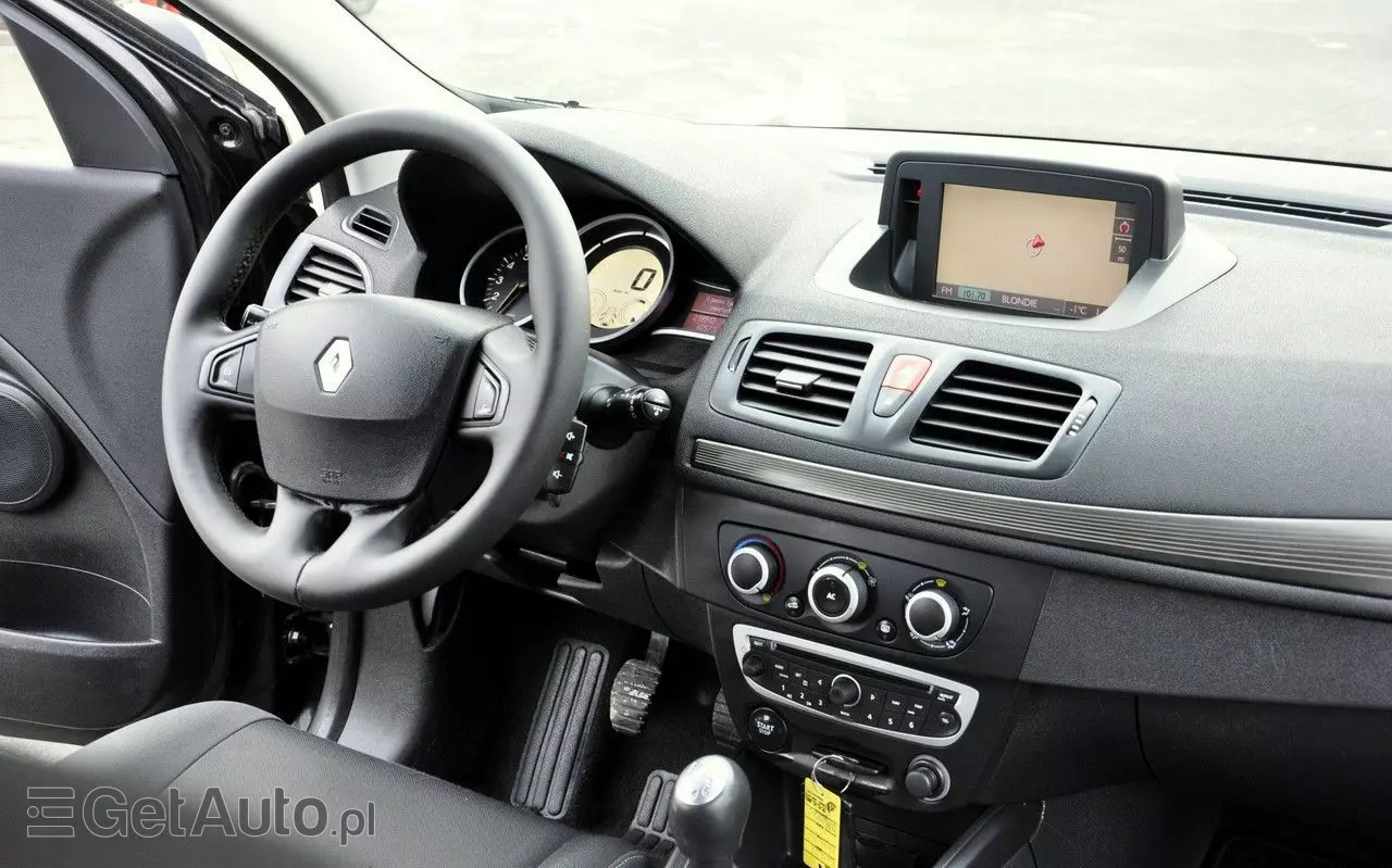 RENAULT Megane 1.6 16V 110 Paris Business