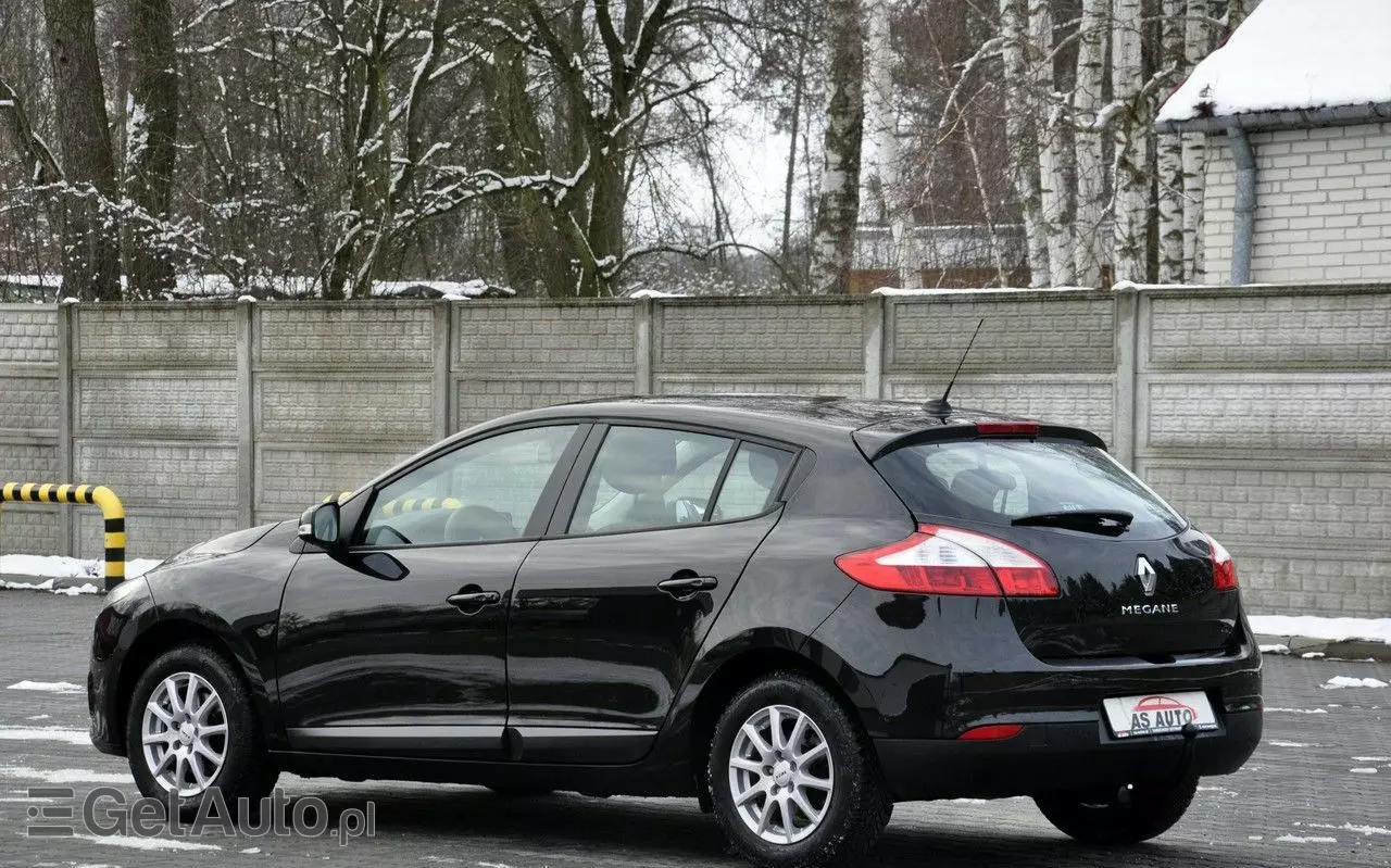RENAULT Megane 1.6 16V 110 Paris Business