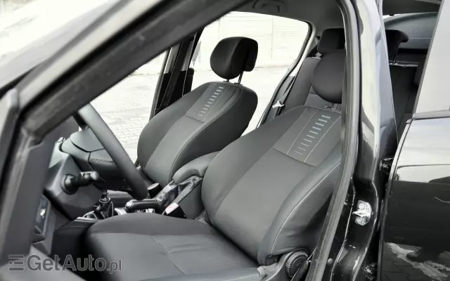 RENAULT Megane 1.6 16V 110 Paris Business