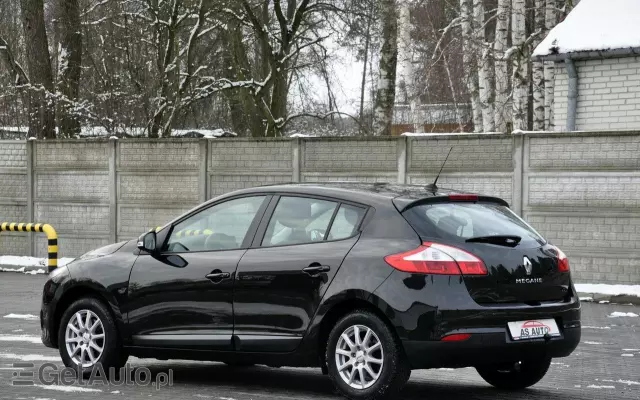 RENAULT Megane 1.6 16V 110 Paris Business