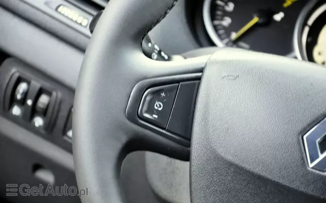 RENAULT Megane 1.6 16V 110 Paris Business