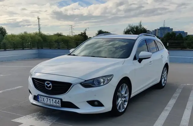 MAZDA 6 