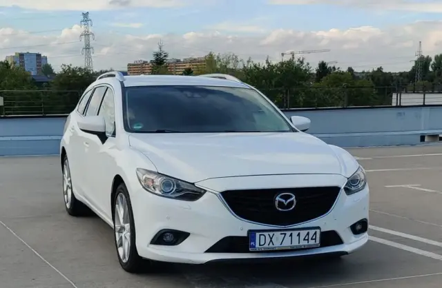 MAZDA 6 