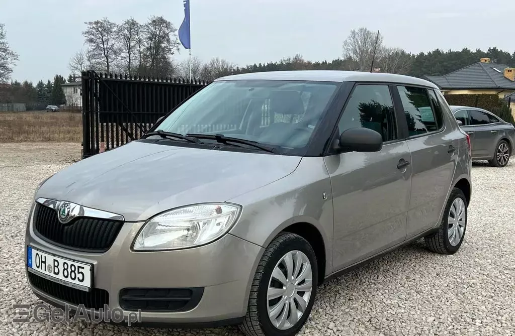 SKODA Fabia 