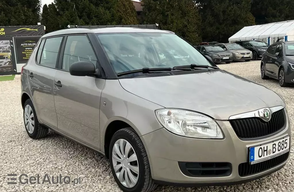 SKODA Fabia 