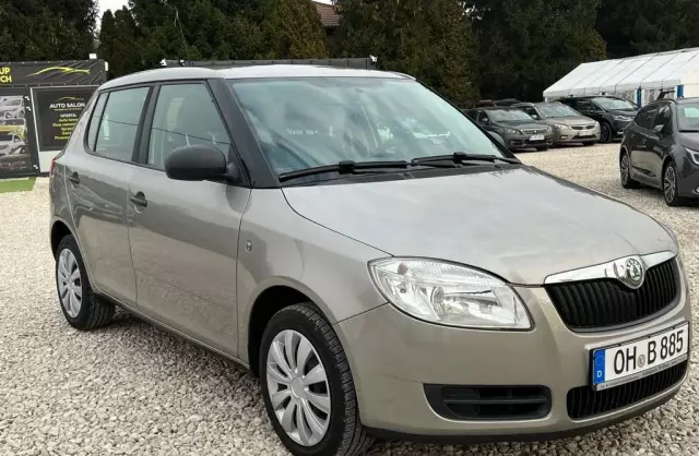 SKODA Fabia 