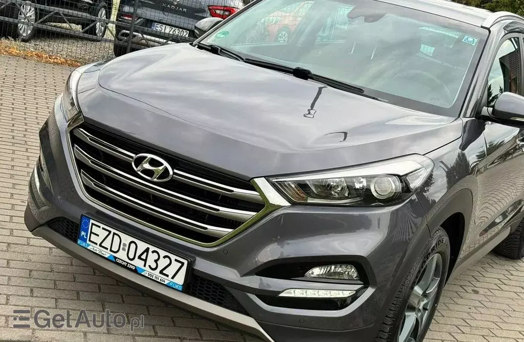 HYUNDAI Tucson 