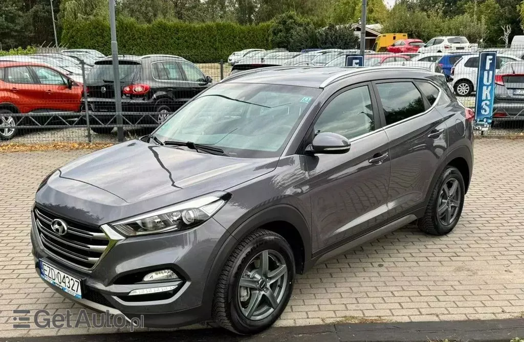 HYUNDAI Tucson 