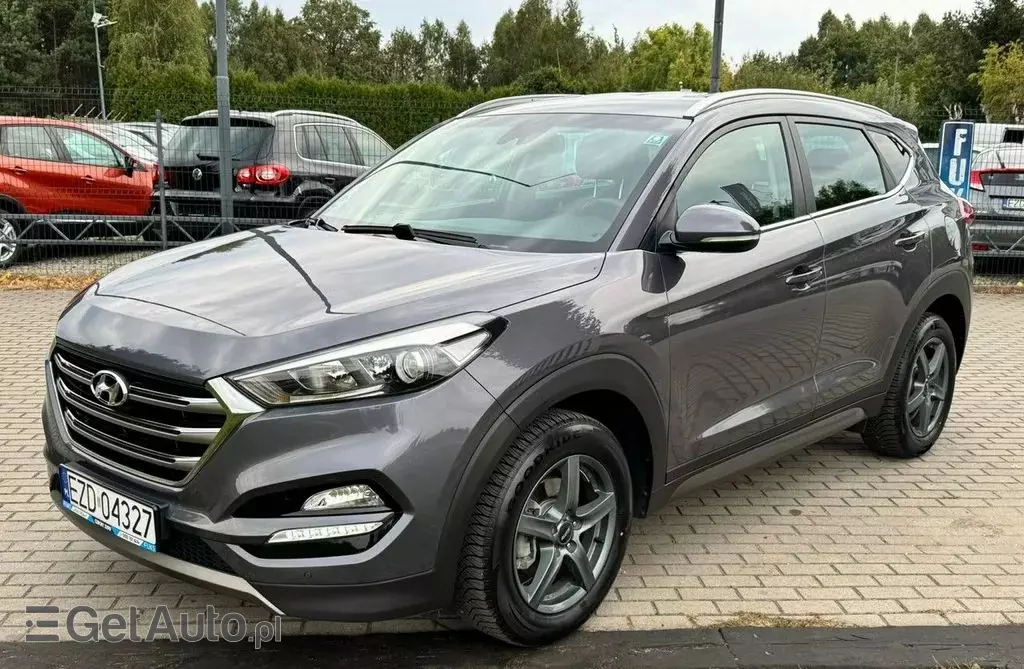 HYUNDAI Tucson 