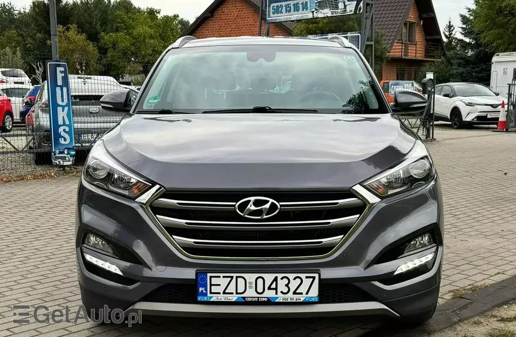 HYUNDAI Tucson 