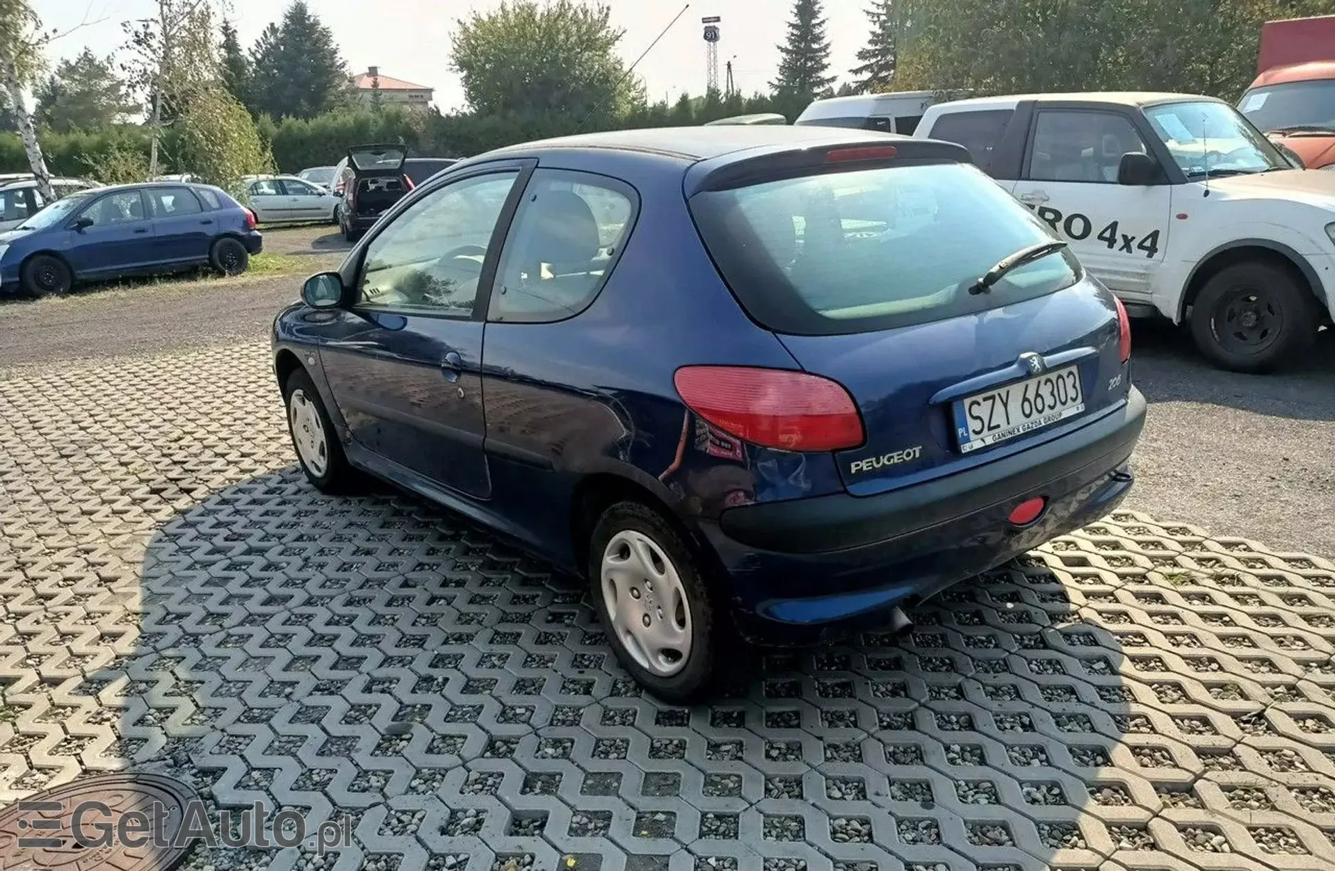 PEUGEOT 206 