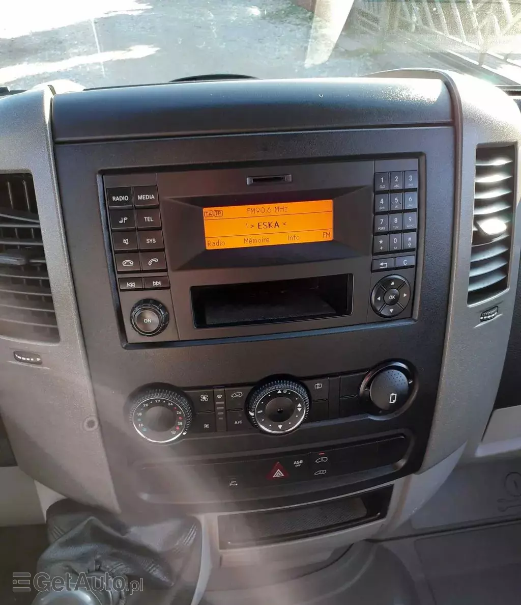 MERCEDES-BENZ Sprinter 