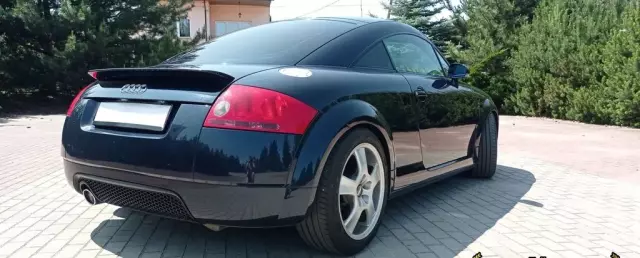 AUDI Coupe Tt 