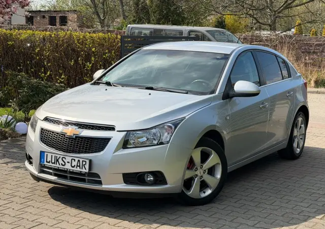 CHEVROLET Cruze 1.8 LT+