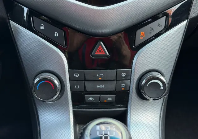 CHEVROLET Cruze 1.8 LT+