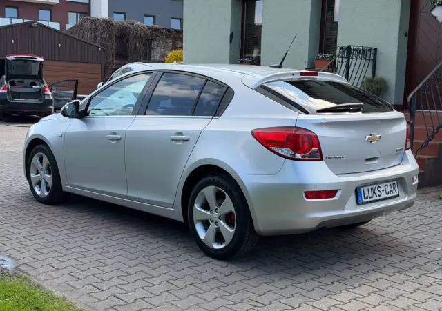 CHEVROLET Cruze 1.8 LT+