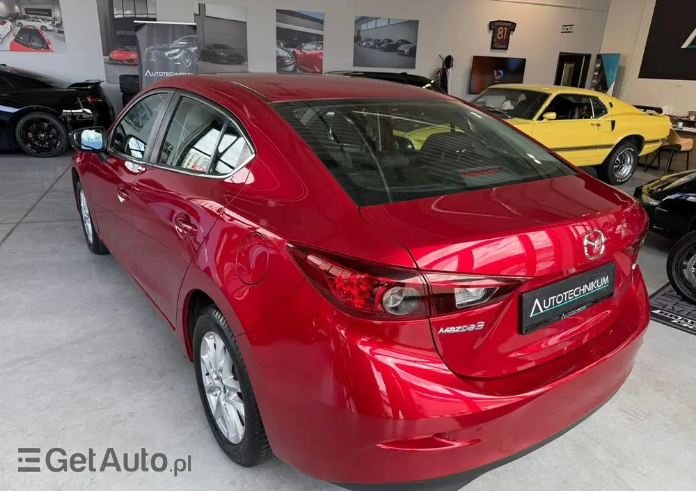 MAZDA 3 2.0 Skymotion