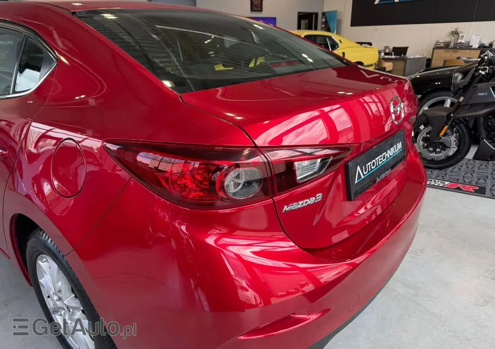 MAZDA 3 2.0 Skymotion