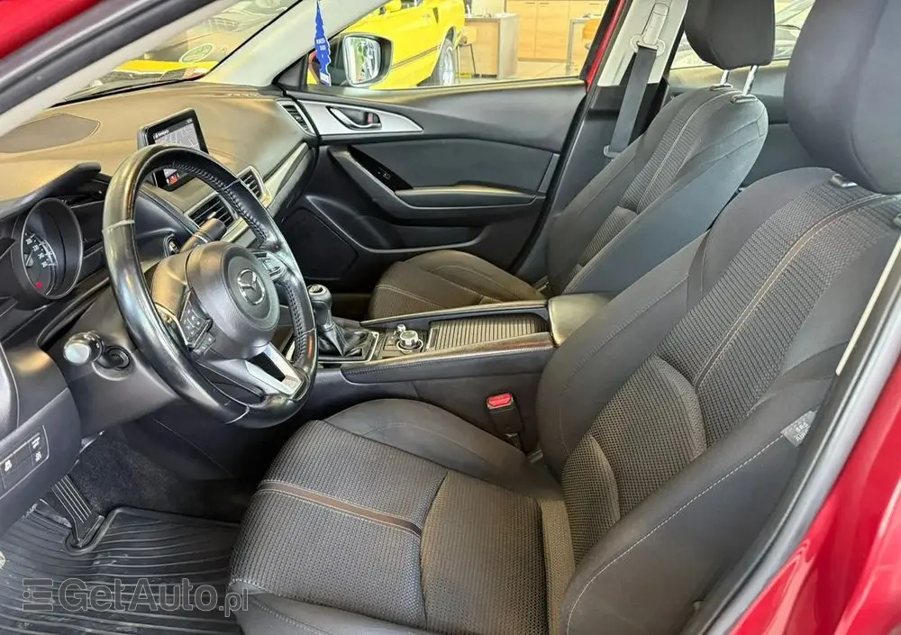 MAZDA 3 2.0 Skymotion