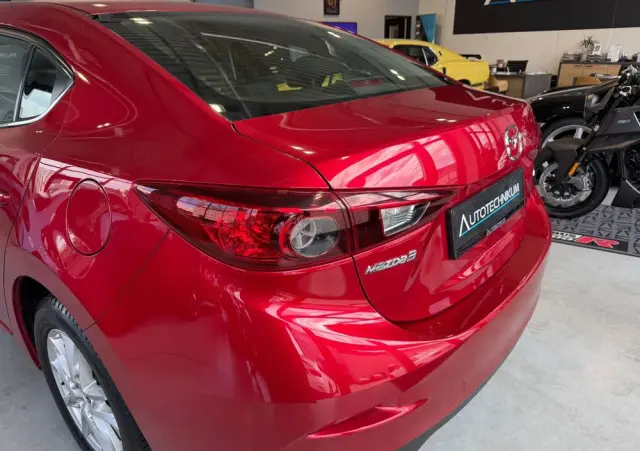 MAZDA 3 2.0 Skymotion