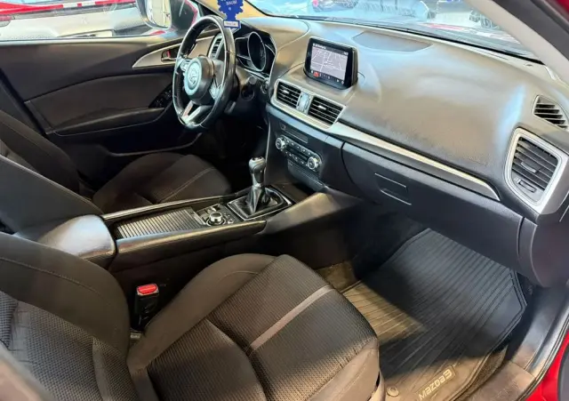 MAZDA 3 2.0 Skymotion