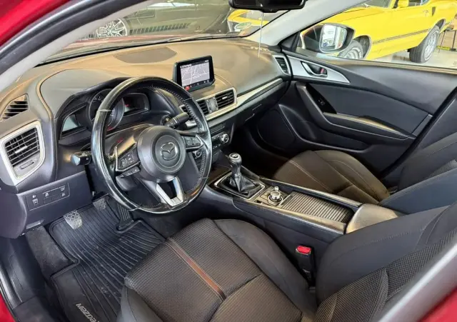 MAZDA 3 2.0 Skymotion