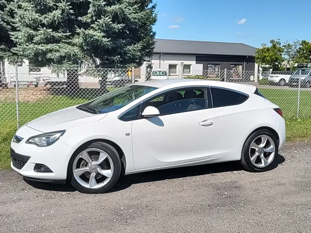 OPEL Astra Cosmo