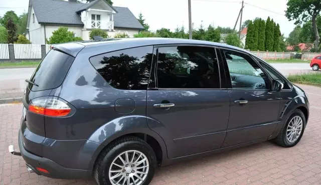 FORD S-MAX 