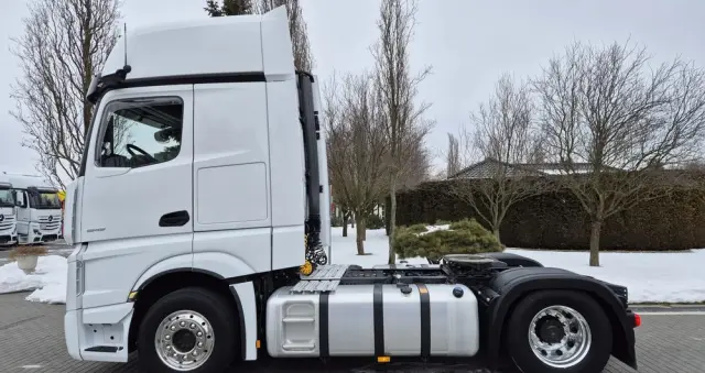 MERCEDES-BENZ MERCEDES-BENZ///ACTROS///MP5/// 1848///GIGA SPACE///2022/// STANDARD///PODUSZKI/// ALUMINIOWE FELGI///WYŚWIETLACZ OBCIĄŻENIA///KLIMA POSTOJOWA/// NAWIGACJA///XENON///PEDANTYCZNY STAN 